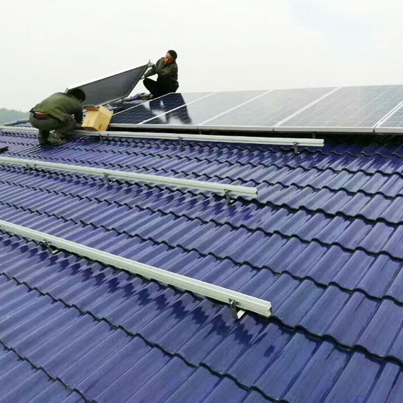 Schrägdach (Ziegeldach) Solarhalterung